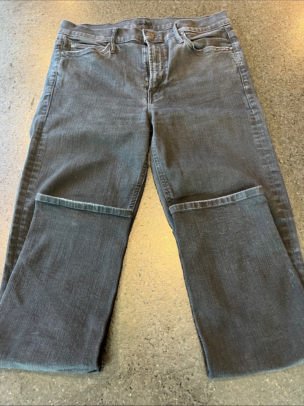 Straight-Leg Women’s  Jeans by Mother in Charcoal black